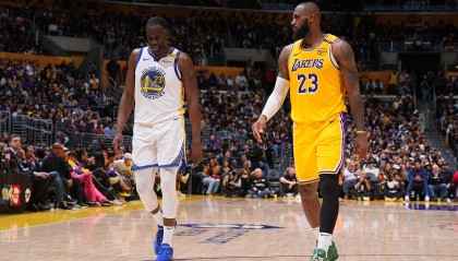 湖人VS勇士首发：詹姆斯复出 库里缺阵&amp;追梦领衔勇士残阵