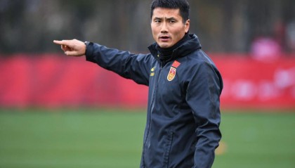 B体育app下载-国足闪电丢球！邵时代首次丢球，刘浩帆挨批：注意力不集中